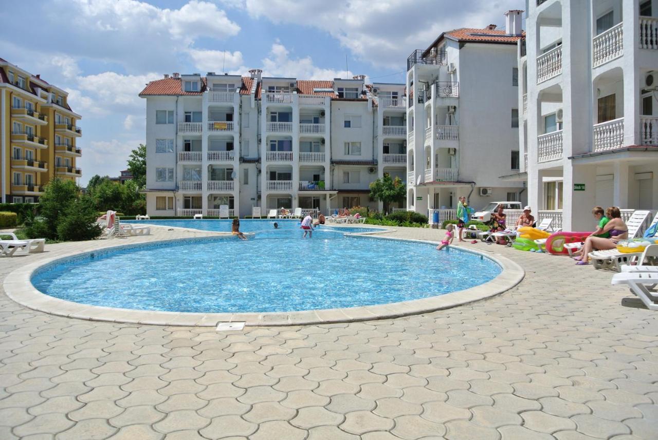 Bravo 5 Apartment